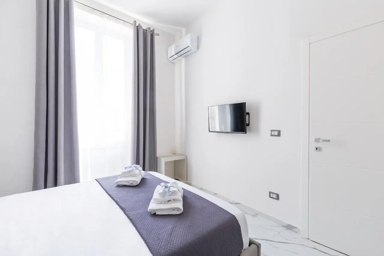 Casa Vacanza New Vanity Napoli 0*,  İtalya